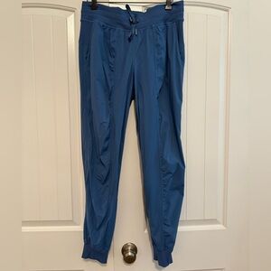 Lululemon dance joggers